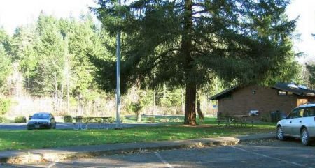 Maples is the only rest area between Sisters and Salem on Oregon Highway 22. Photo Courtesy: Oregon 