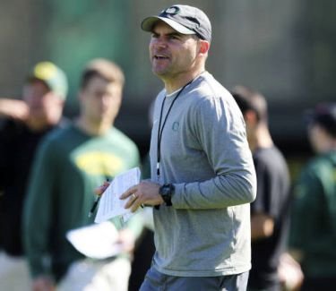 UO coach Mark Helfrich has said the team needs to focus on the mental aspect of the game during this bye prior to Arizona's visit to Autzen Stadium on Oct. 2 (7:30 p.m. PT, ESPN), while letting their bodies heal up. Photo Courtesy: goducks.com