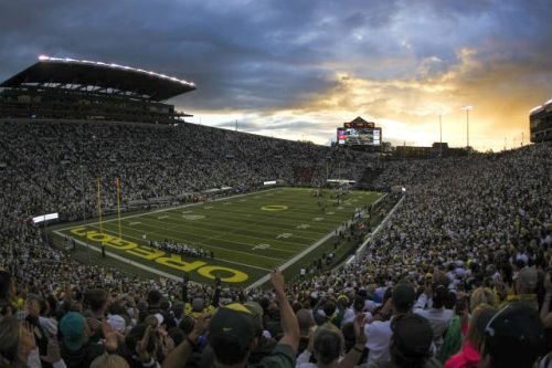 A return game with Michigan State and a daunting second half of the season highlight Oregon’s 2015